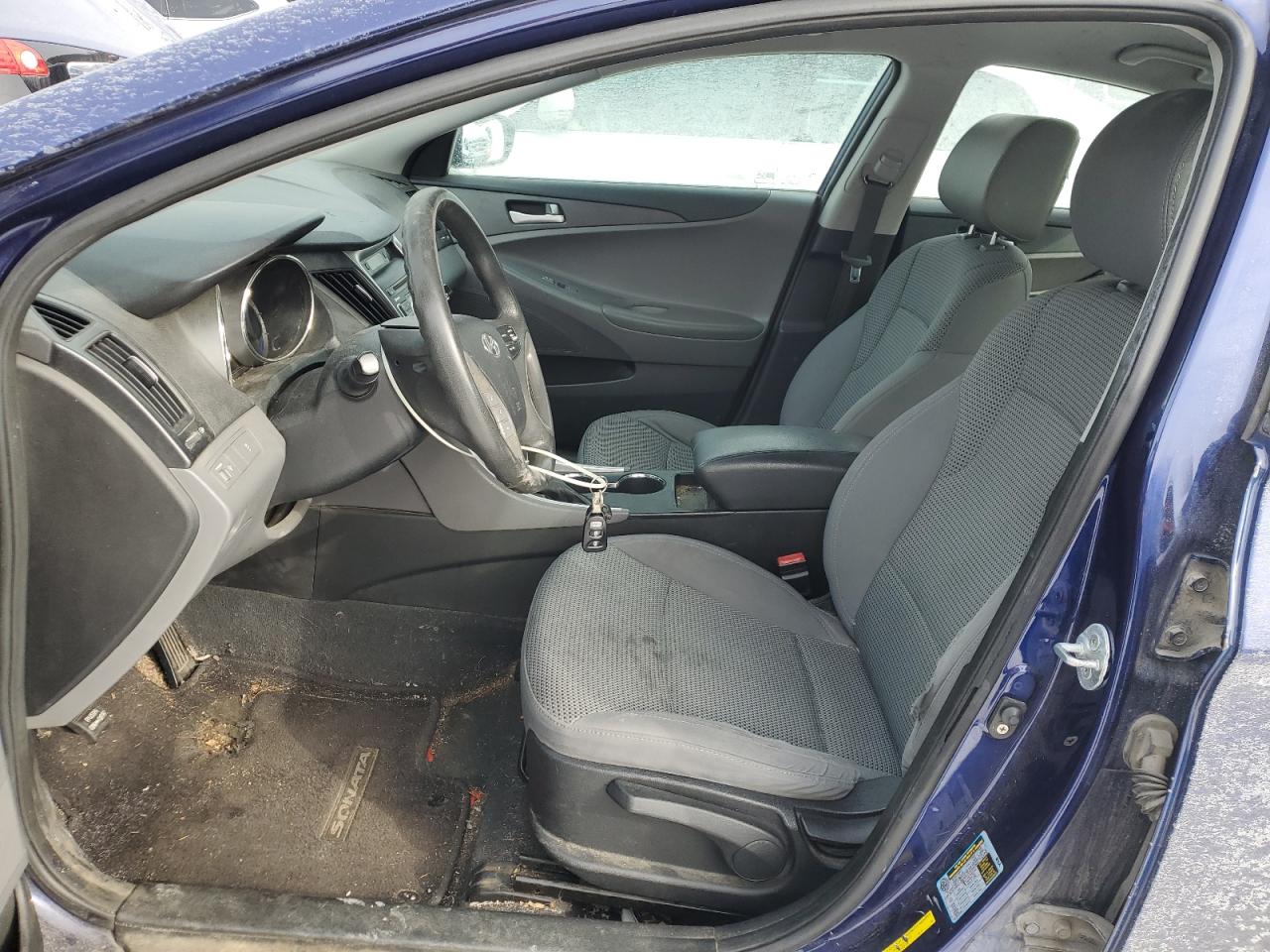 2011 Hyundai Sonata - Image 7