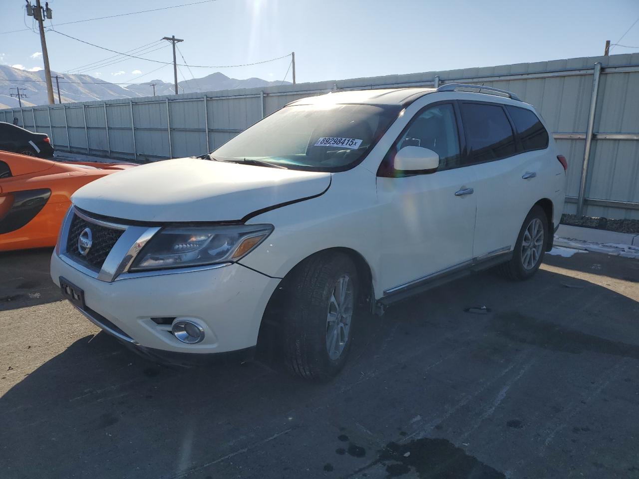 2015 Nissan Pathfinder - Image 1
