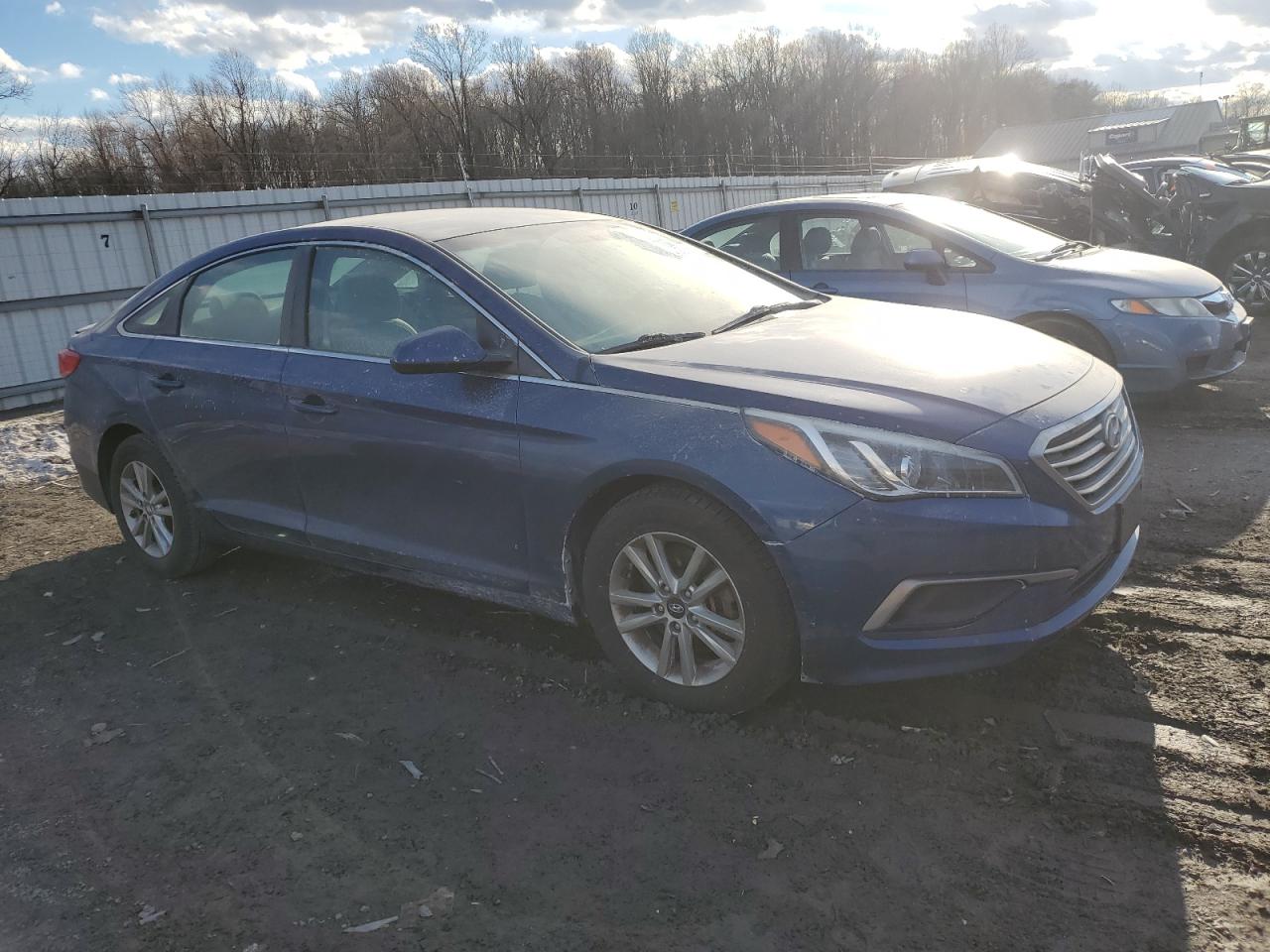 2016 Hyundai Sonata - Image 4