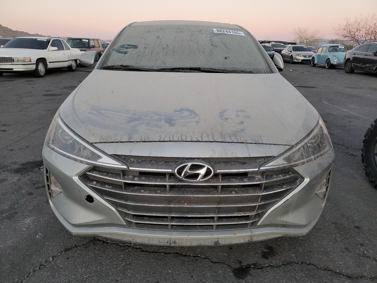 2020 Hyundai Elantra - Image 5