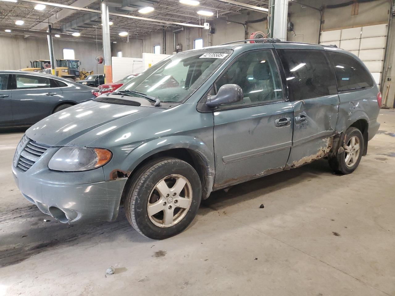 2006 Dodge Caravan - Image 1