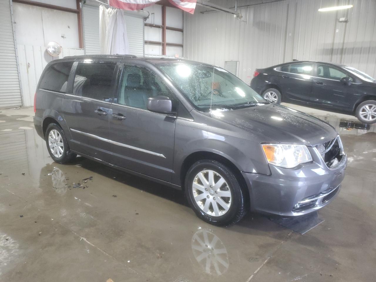 VIN 2C4RC1BG5FR572274 2015 CHRYSLER MINIVAN no.4