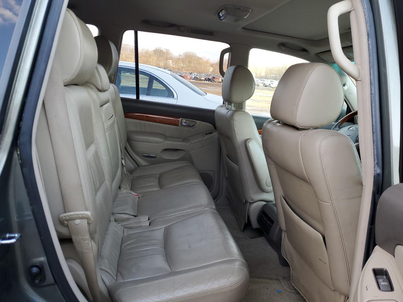 2006 Lexus GX - Image 10