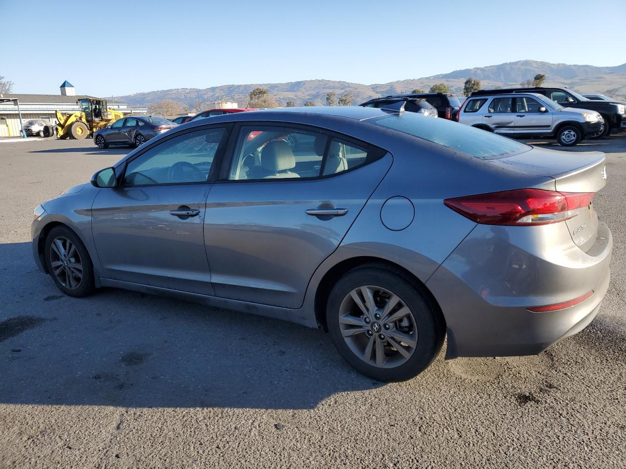2018 Hyundai Elantra - Image 2