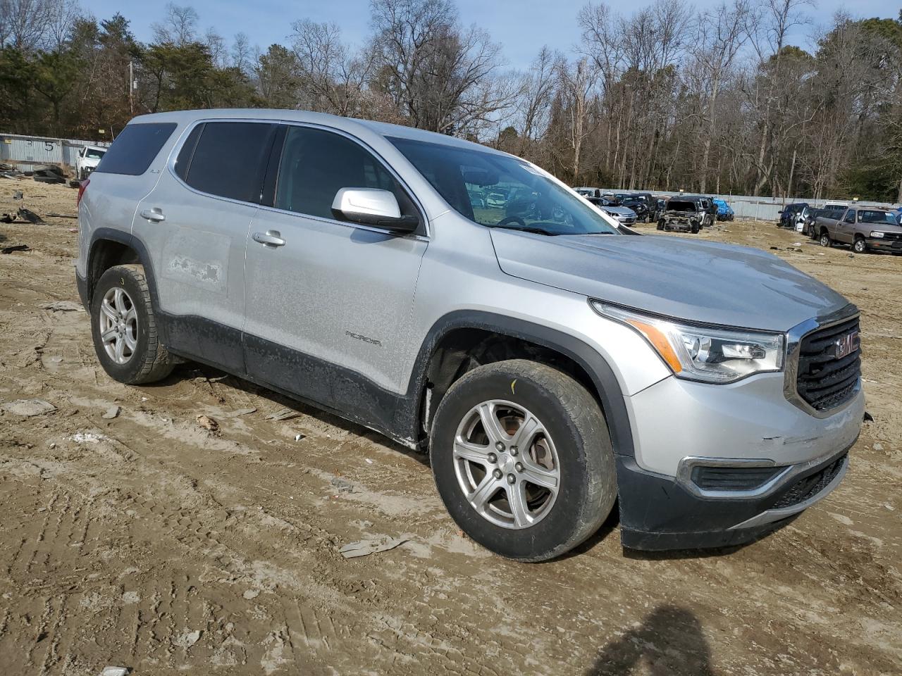 2017 GMC Acadia - Image 4