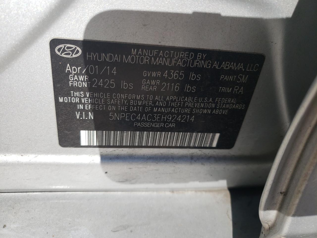2014 Hyundai Sonata - Image 12