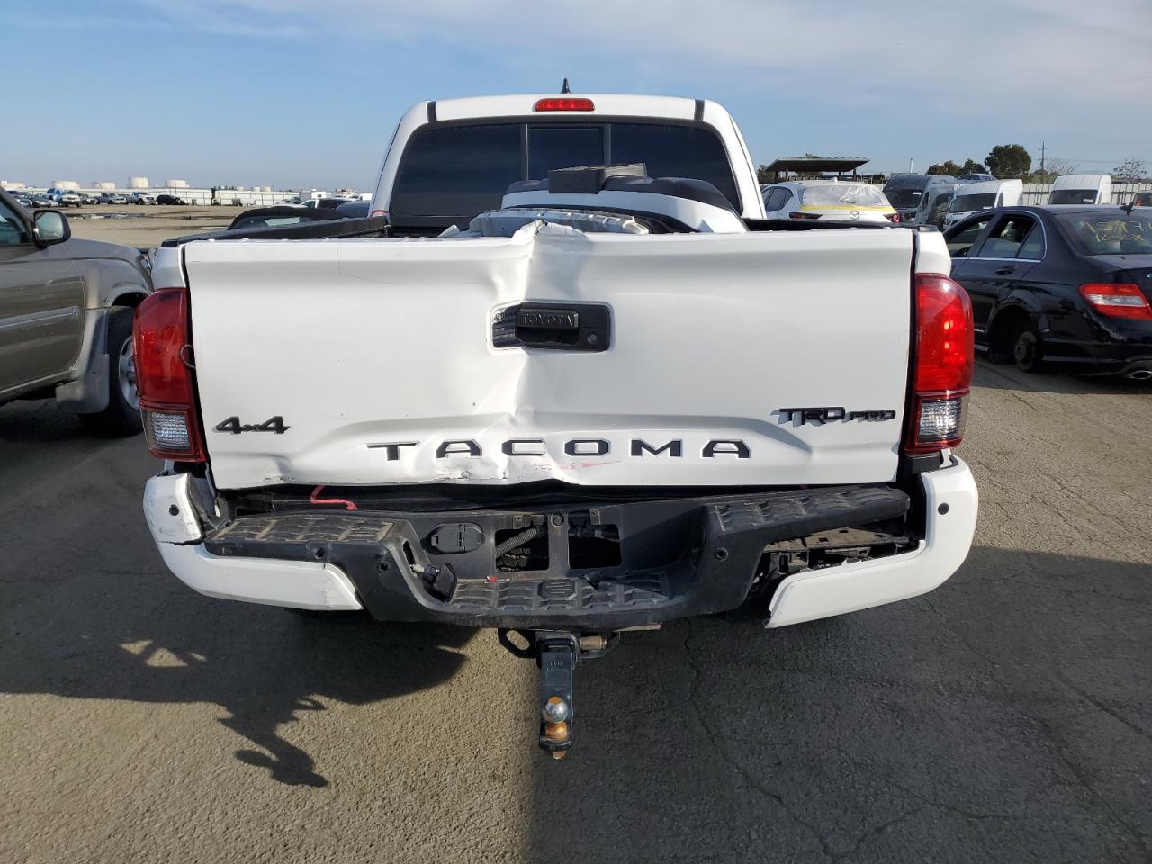 VIN 5TFSZ5AN5KX189549 2019 TOYOTA TACOMA no.6