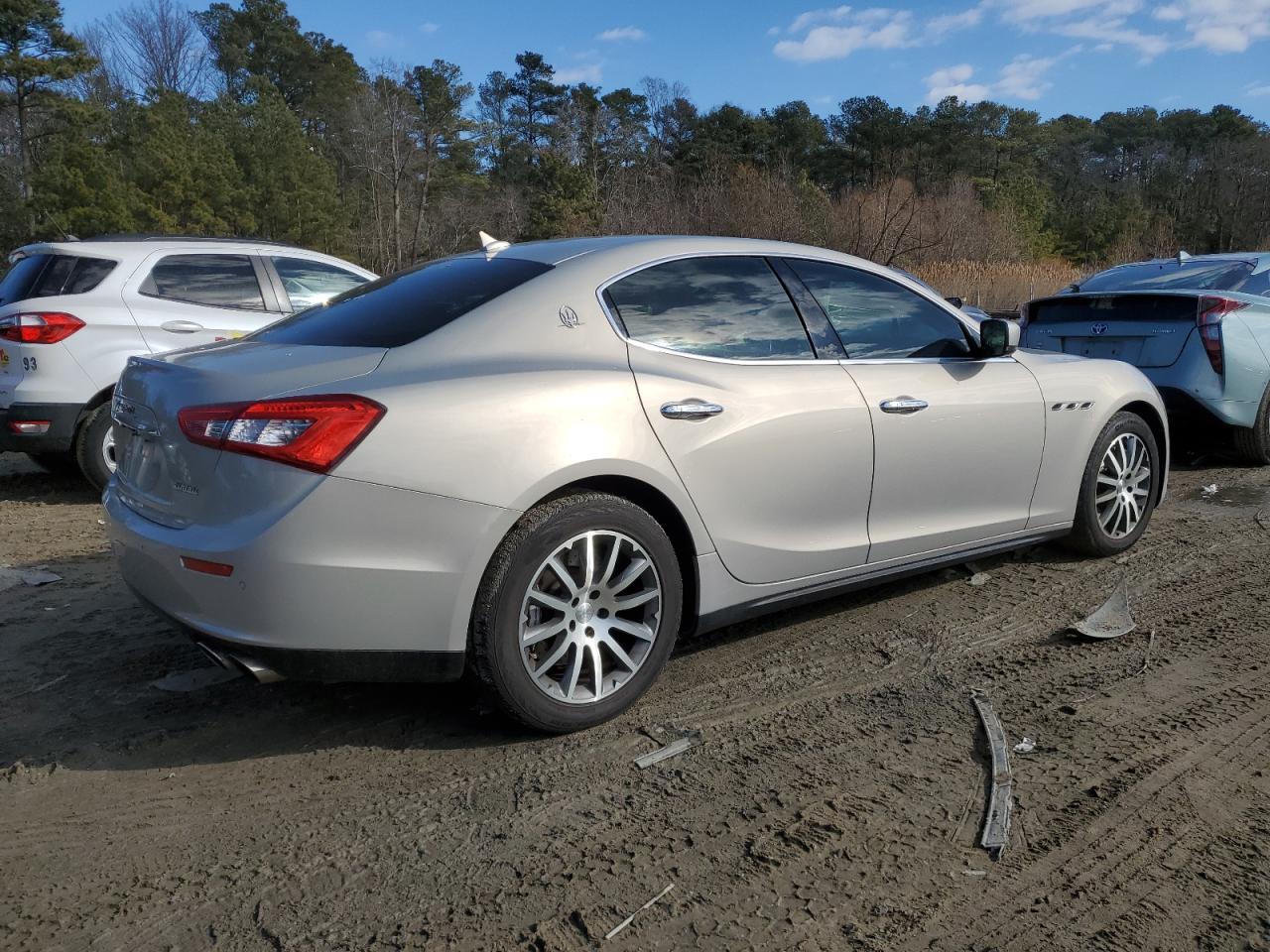 2014 Maserati Ghibli - Image 3