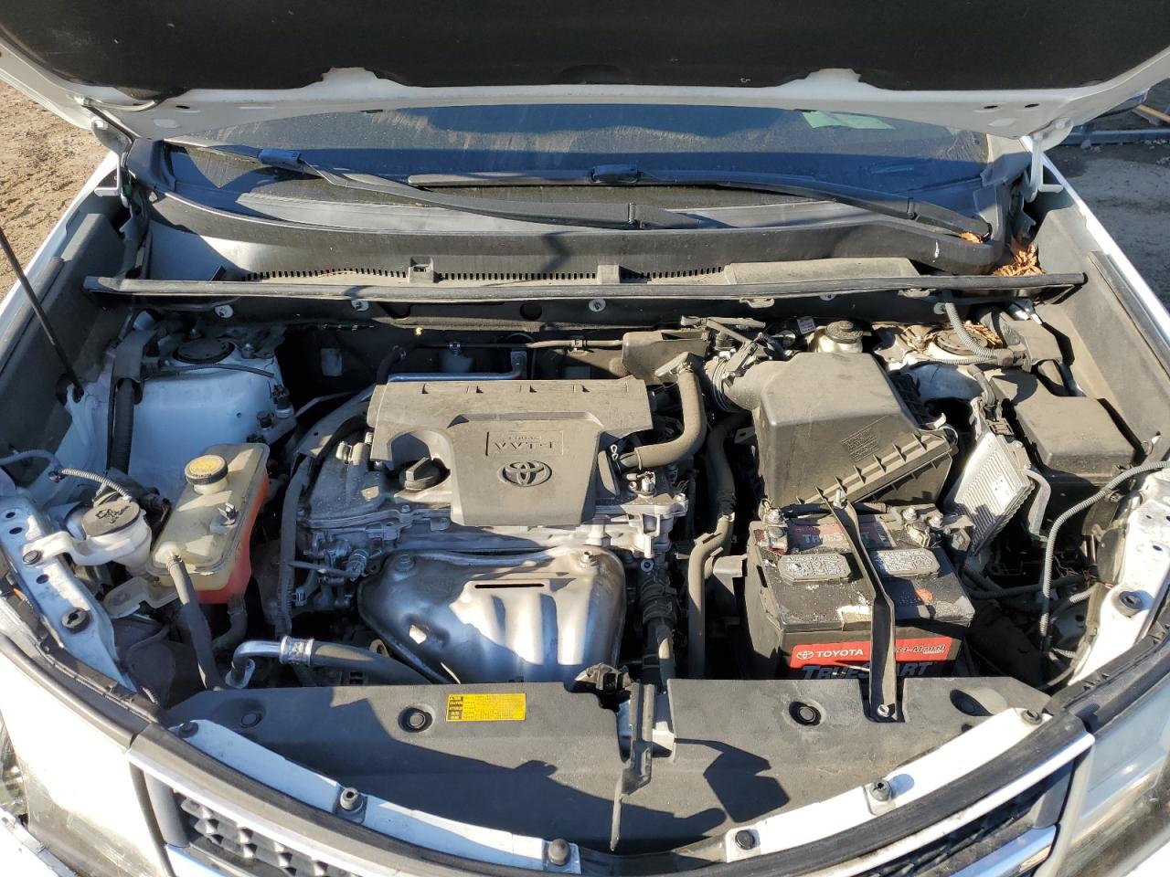2015 Toyota RAV 4 - Image 12