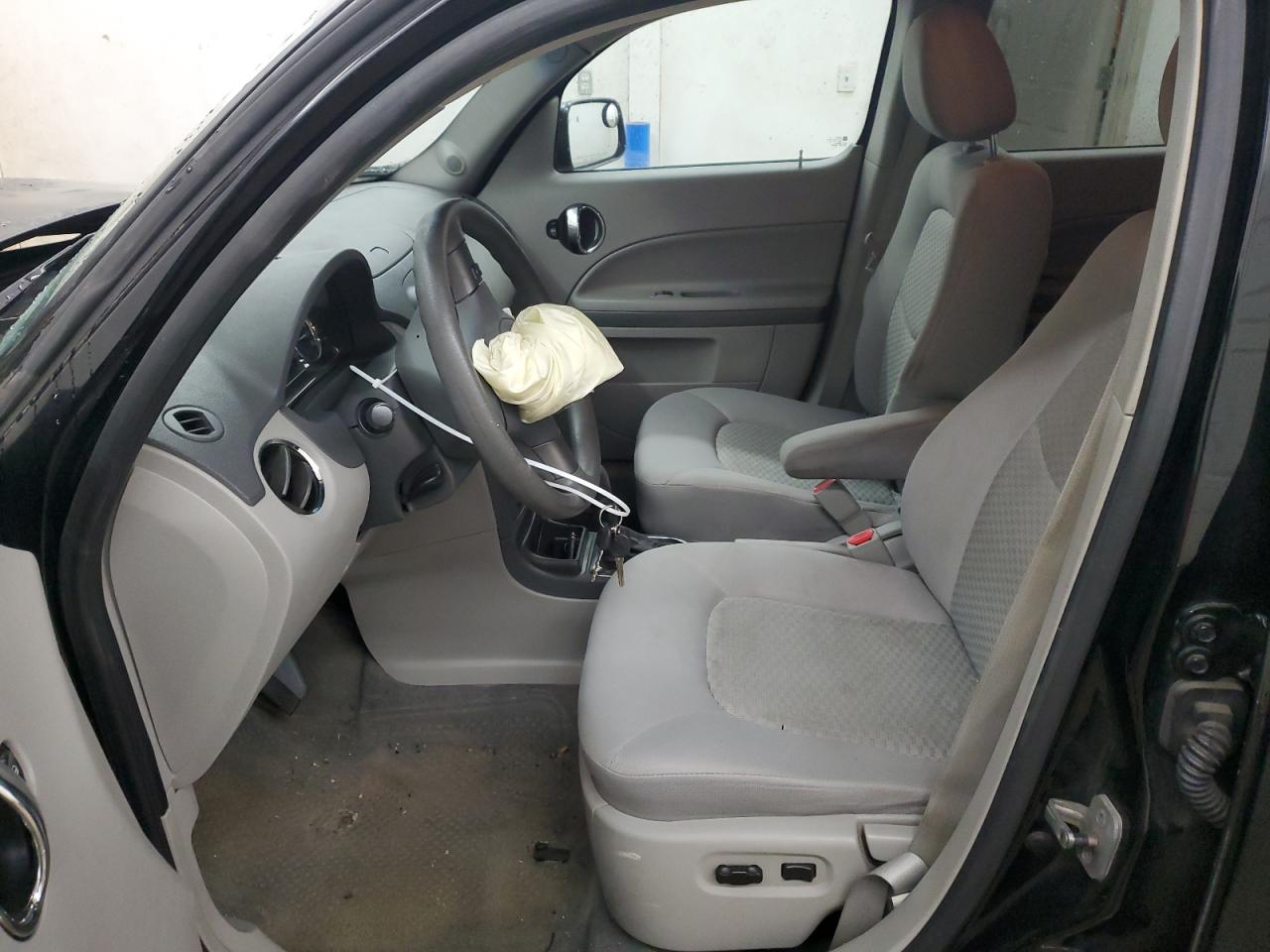 2009 Chevrolet HHR - Image 7
