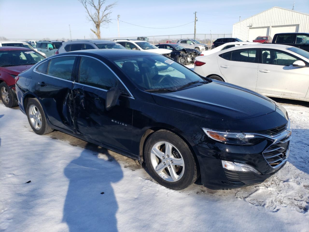 2022 Chevrolet Malibu - Image 4