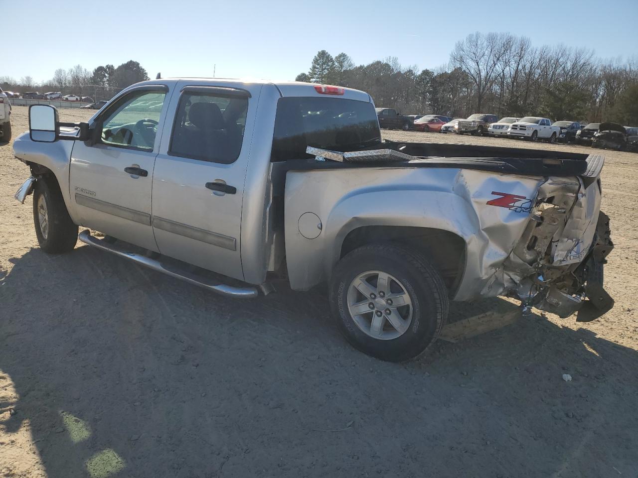 2013 GMC Sierra - Image 2