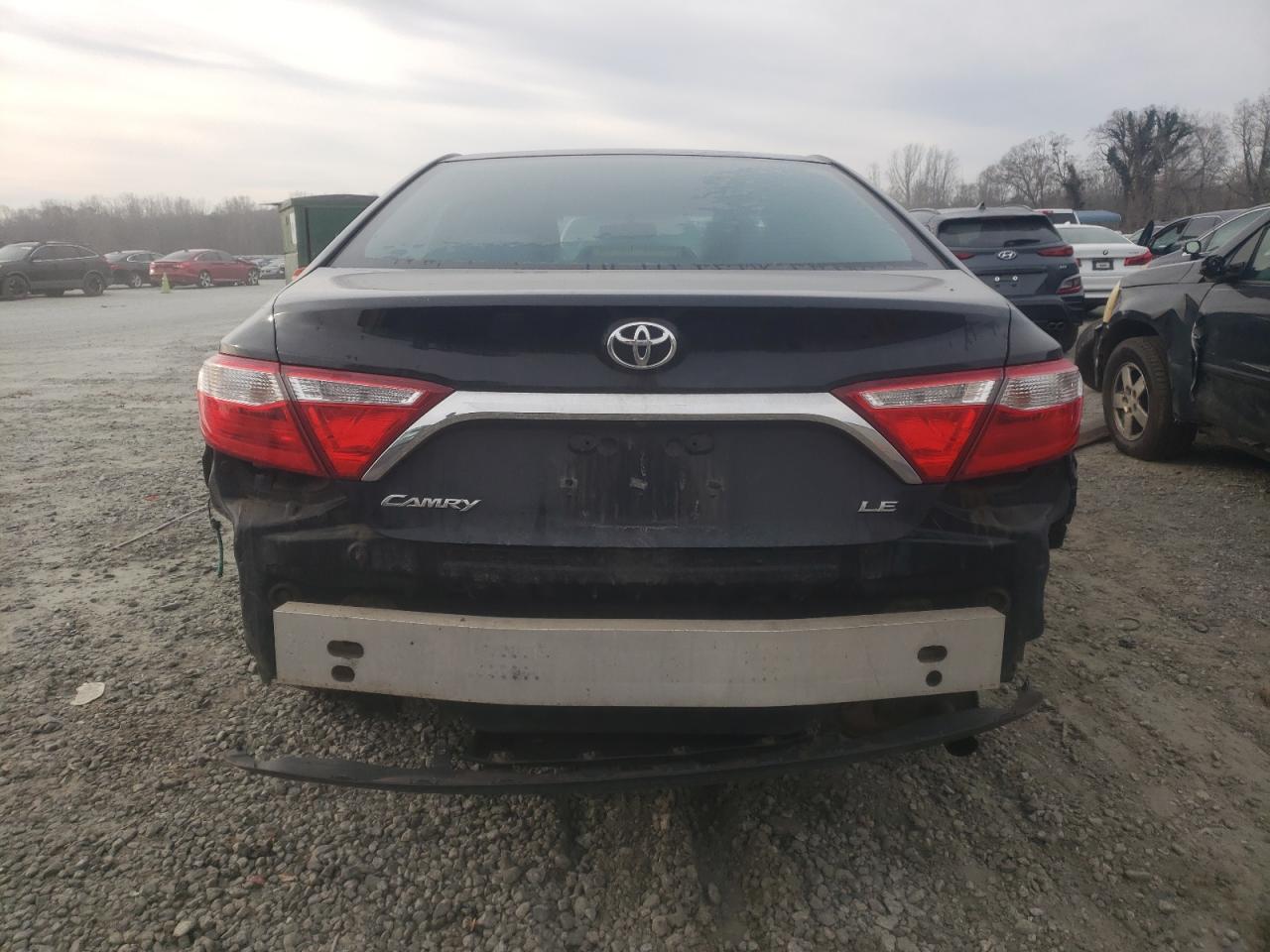 2015 Toyota Camry - Image 6