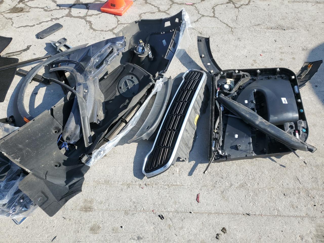 2014 MINI Cooper - Image 12