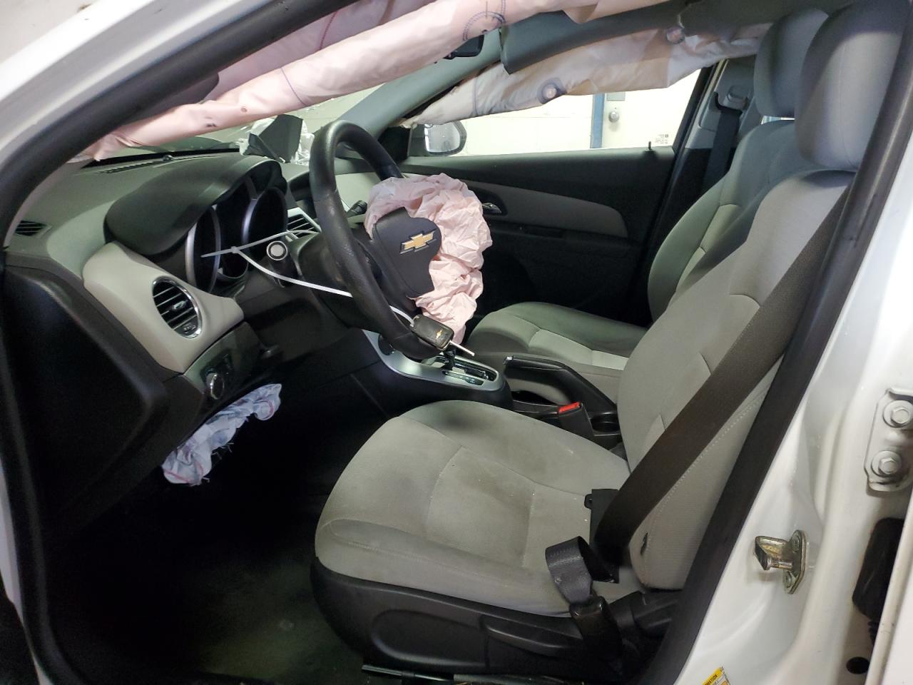 2015 Chevrolet Cruze - Image 7