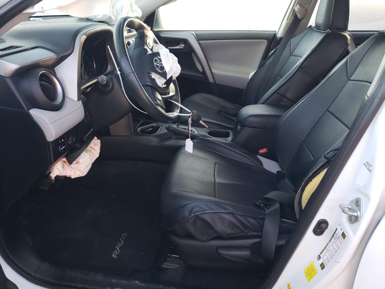 2018 Toyota RAV 4 - Image 7