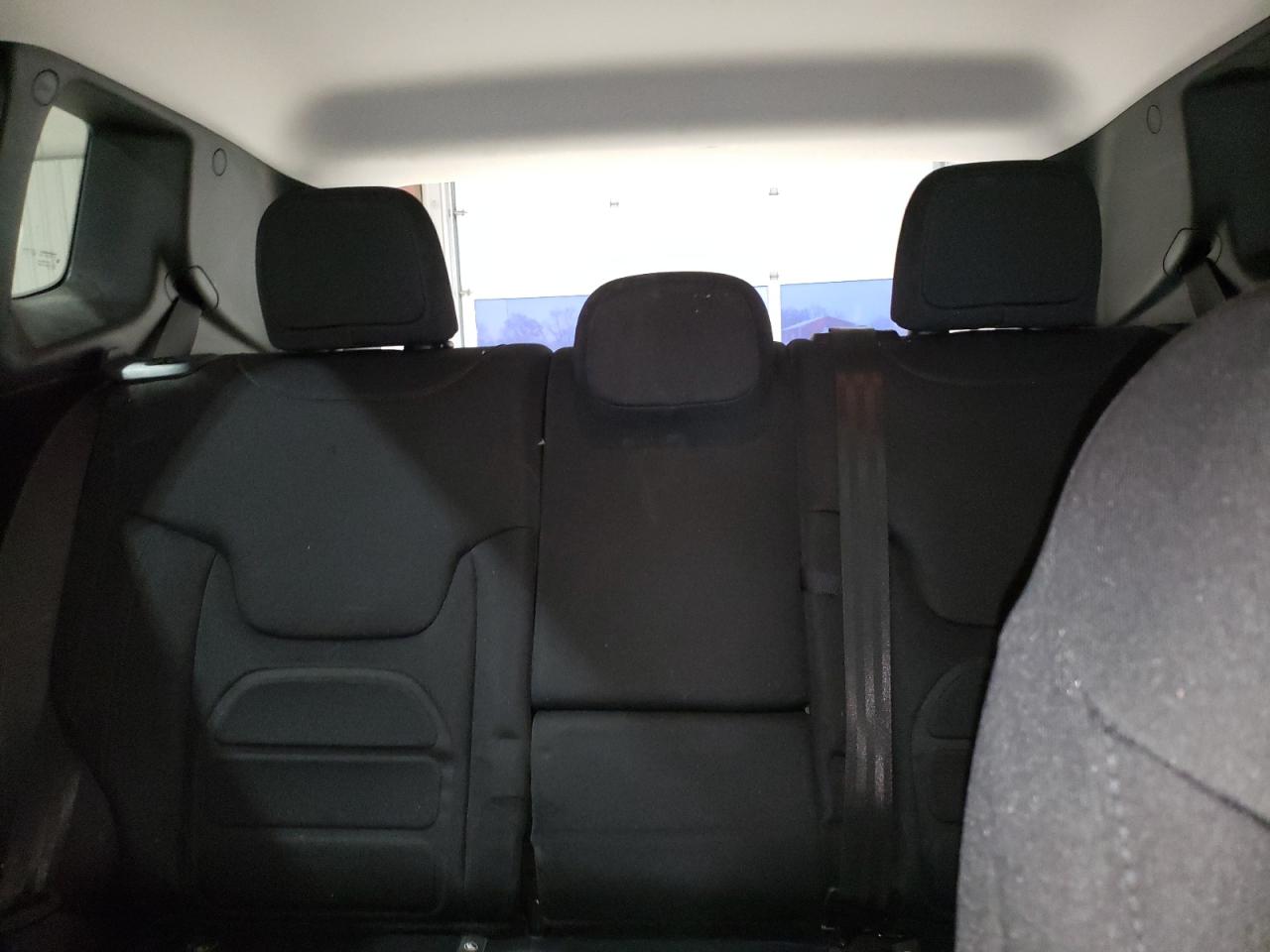 2019 Jeep Renegade - Image 10