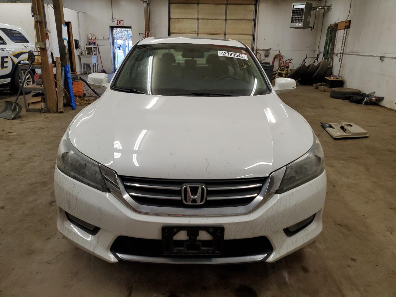 2014 Honda Accord - Image 5