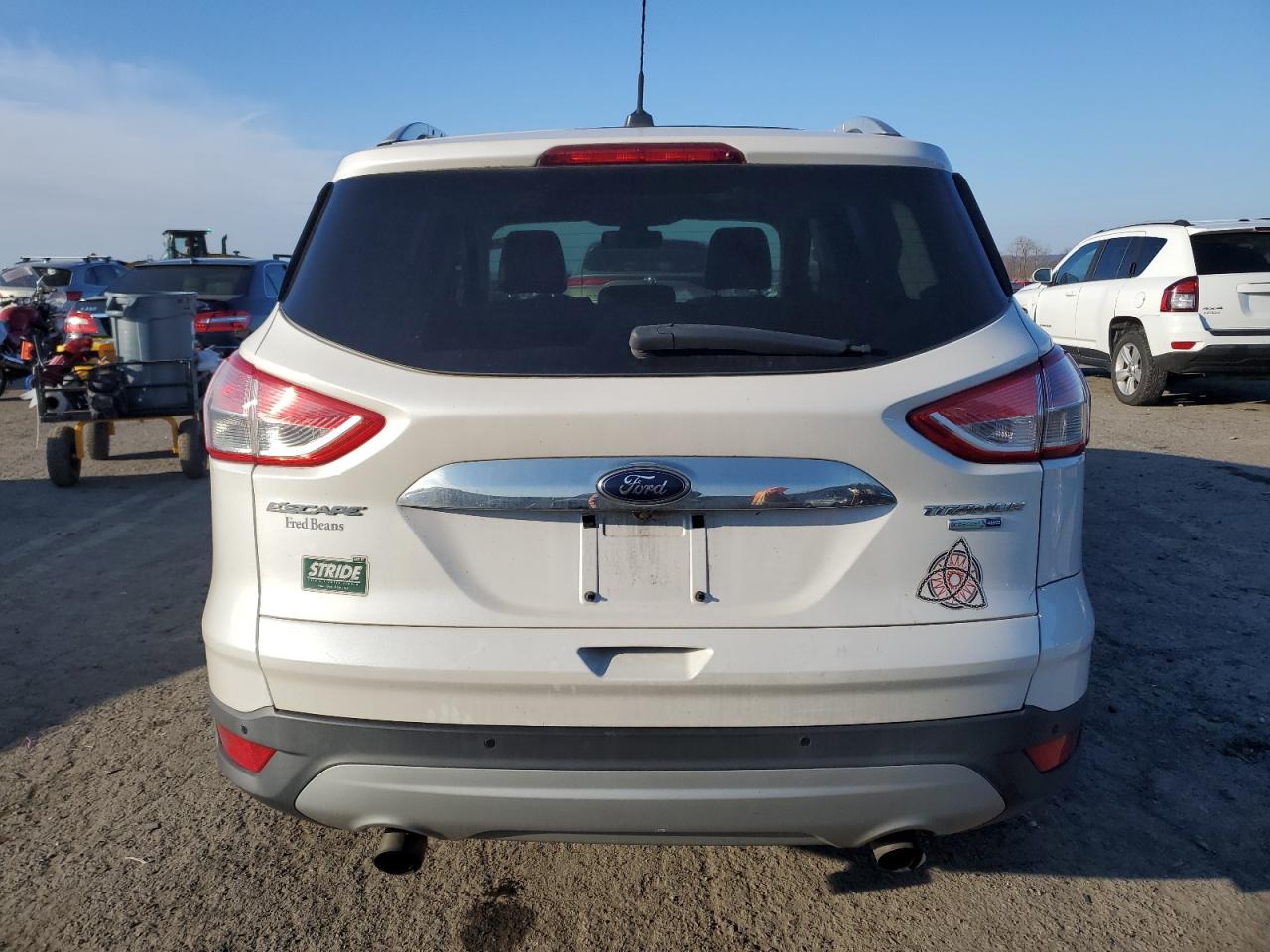 VIN 1FMCU9J93EUE48862 2014 FORD ESCAPE no.6