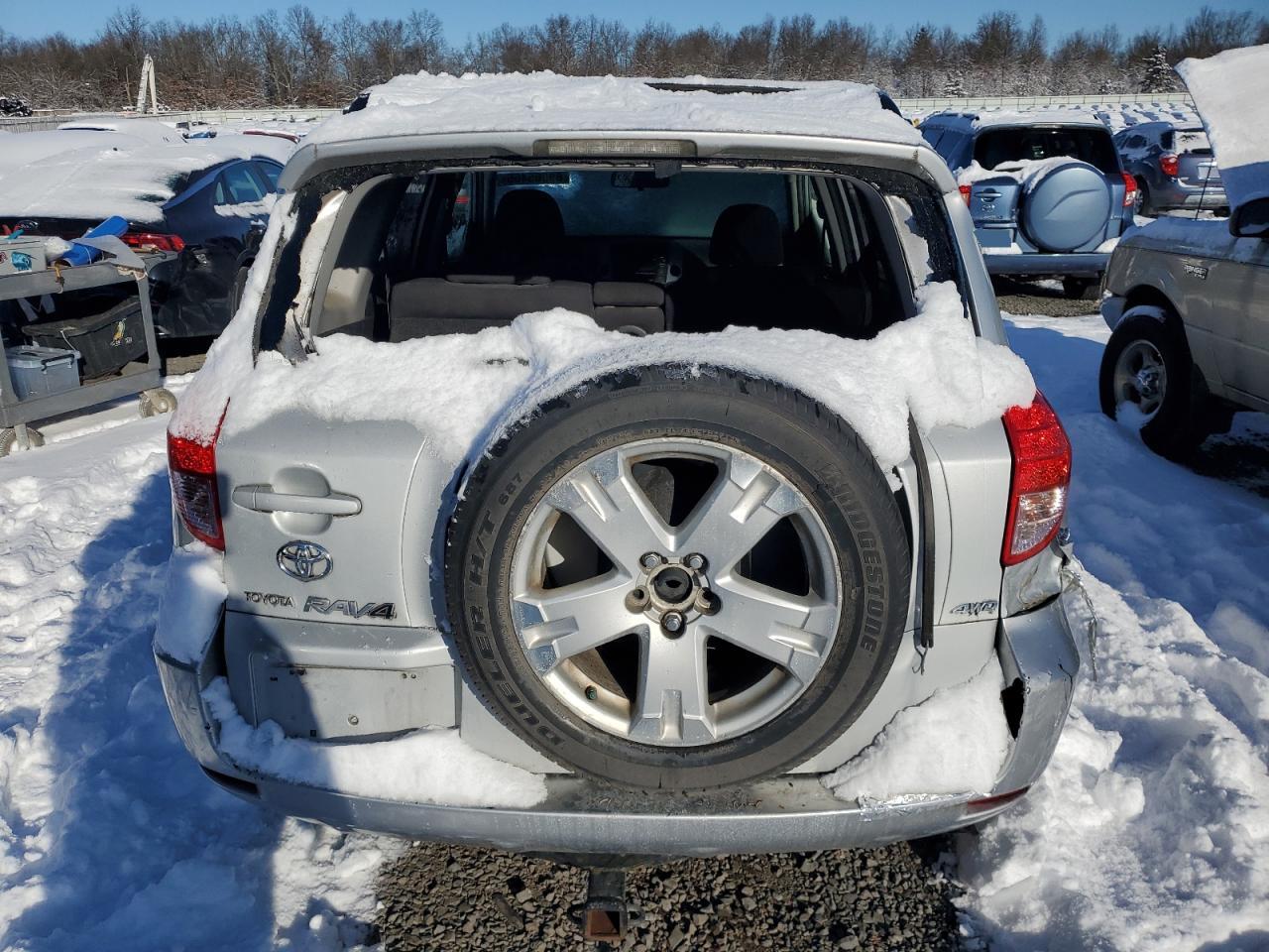 2006 Toyota RAV 4 - Image 6