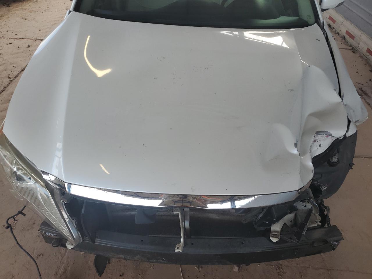2012 Toyota Avalon - Image 11