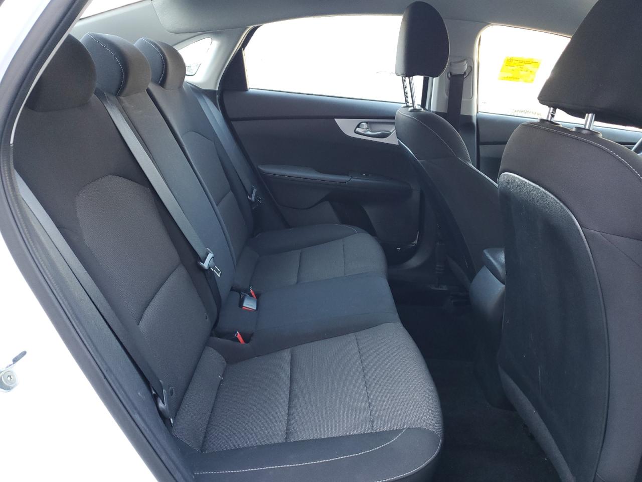 2023 Kia Forte - Image 10
