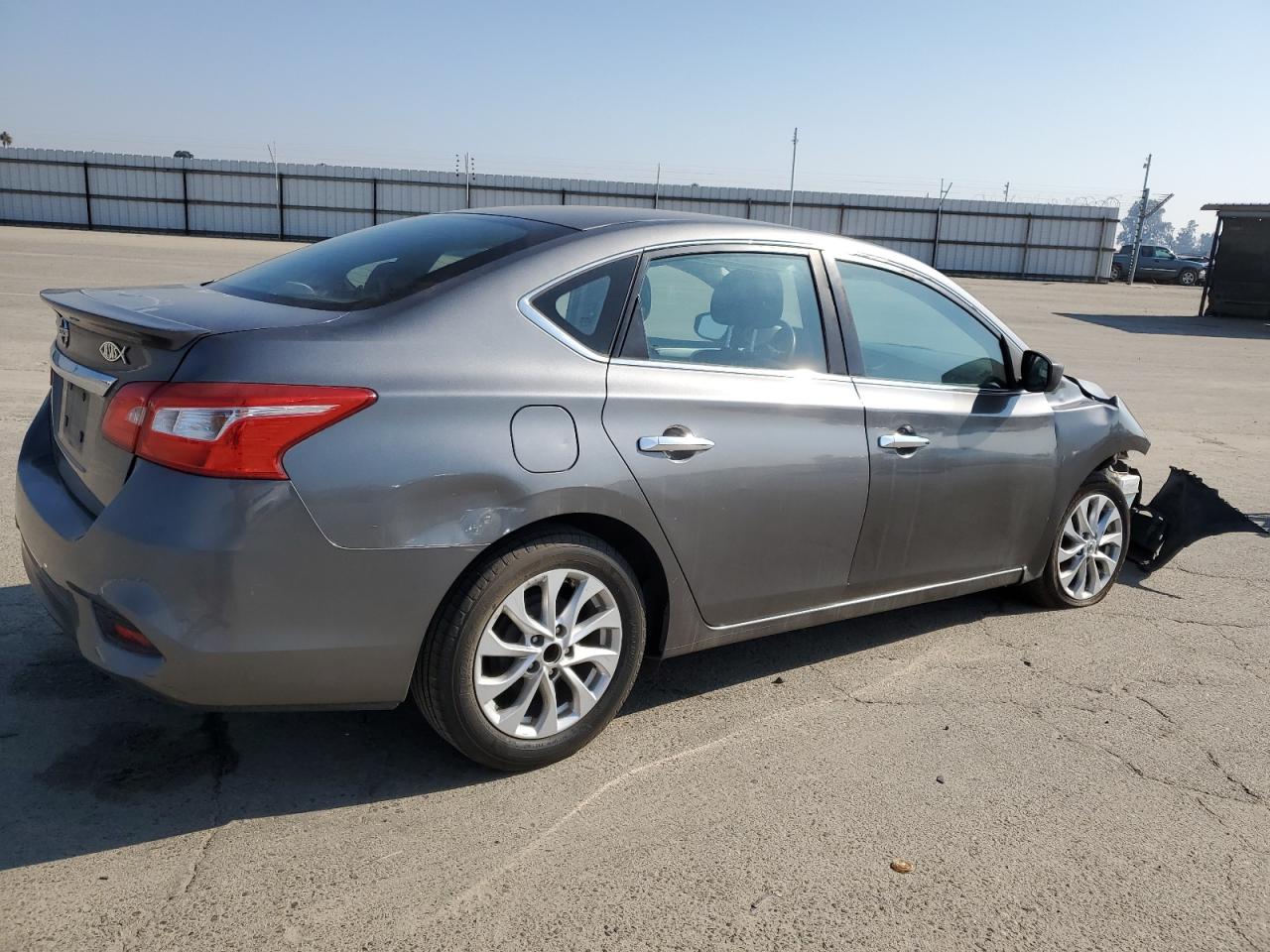 2018 Nissan Sentra - Image 3