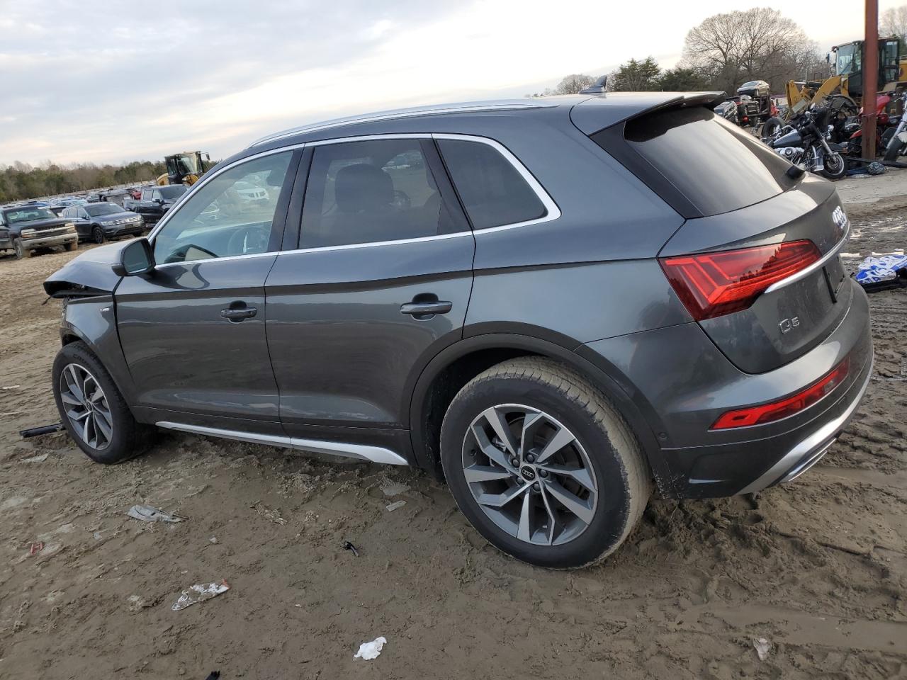 2024 Audi Q5 - Image 2