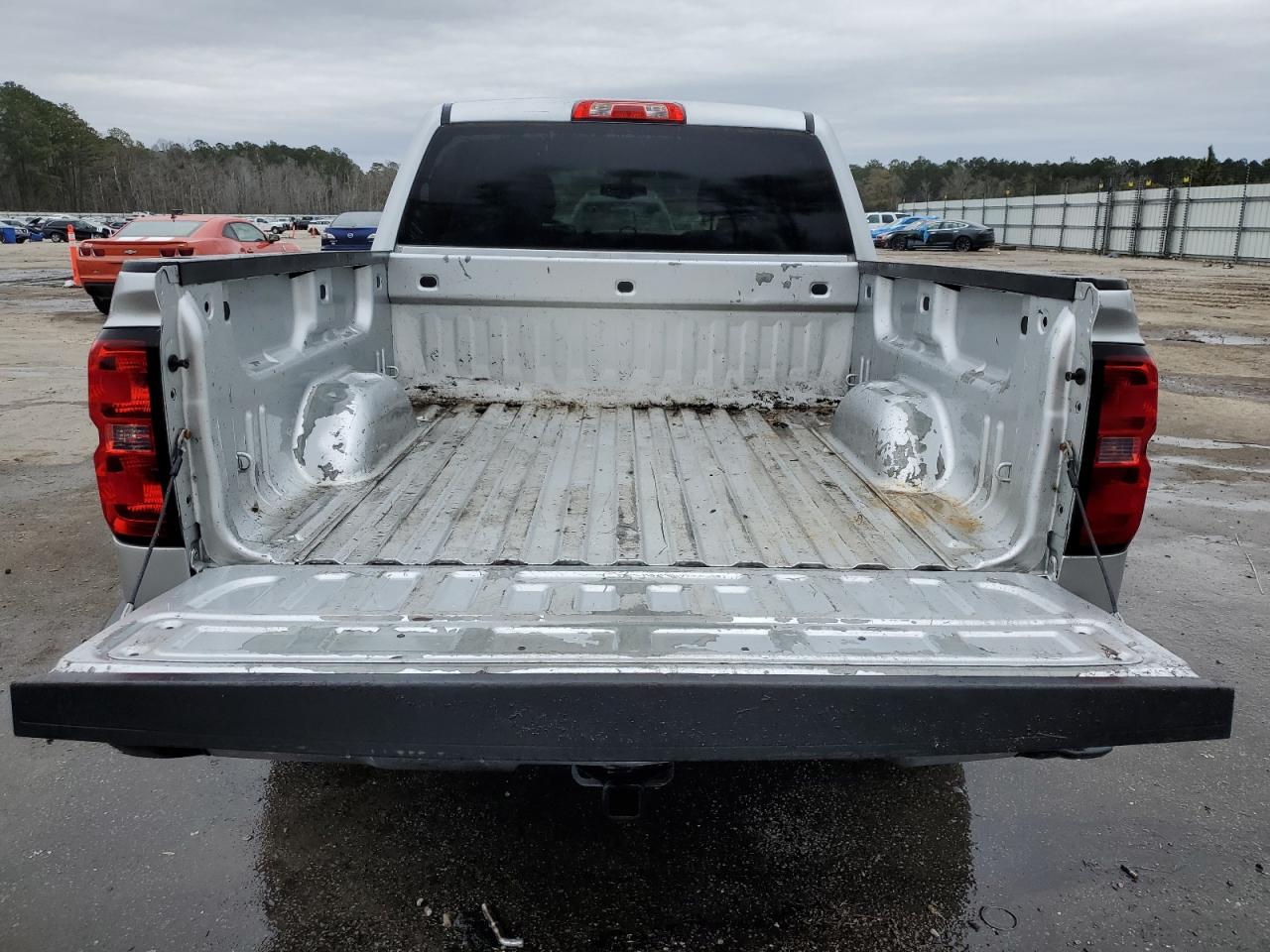 2014 Chevrolet Silverado - Image 6