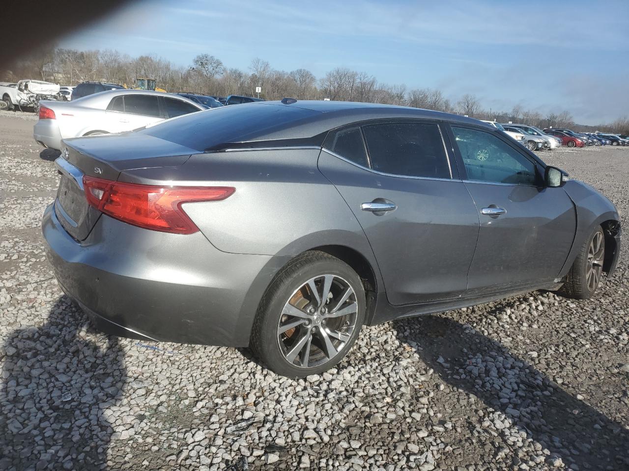 2017 Nissan Maxima - Image 3
