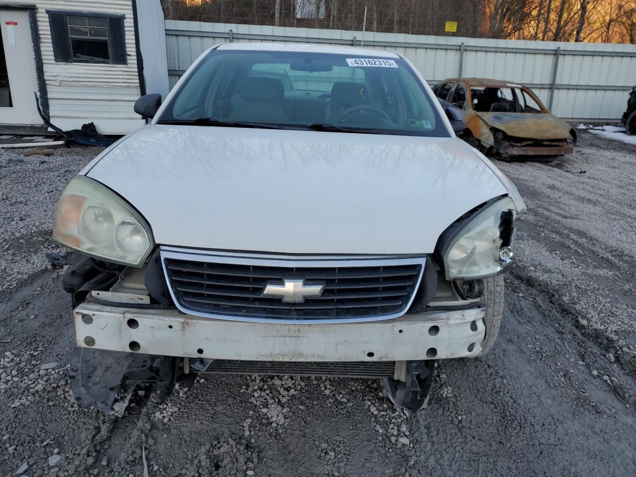 2008 Chevrolet Malibu - Image 5