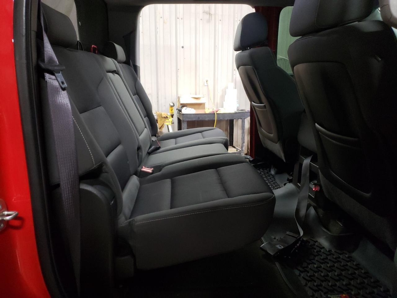 2015 Chevrolet Silverado - Image 10