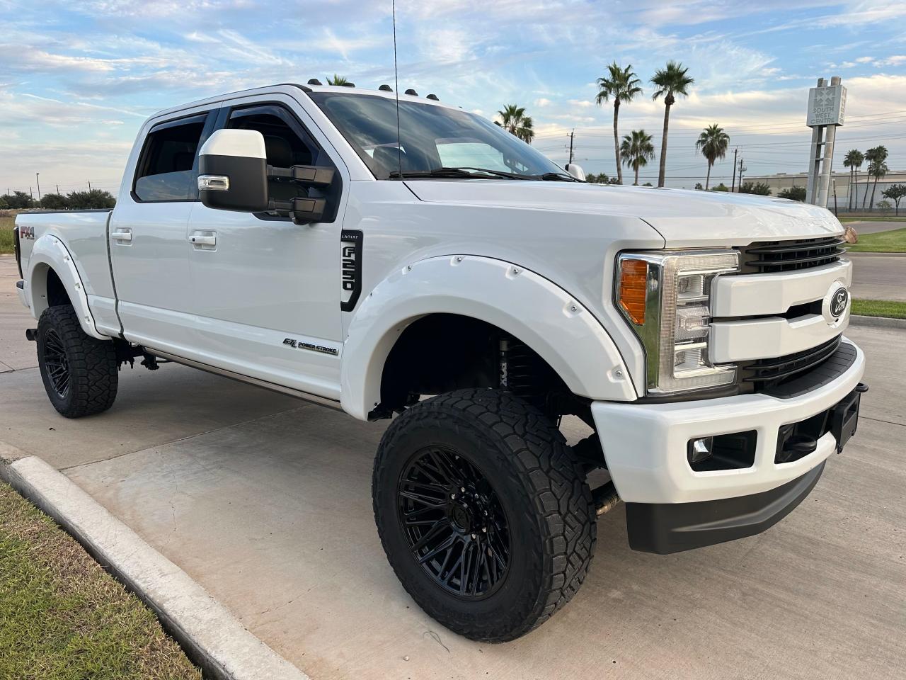 VIN 1FT7W2BT1JEC53638 2018 FORD F250 no.1