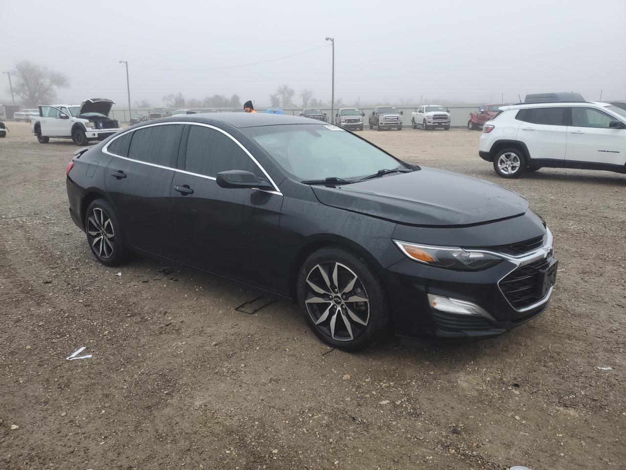 2021 Chevrolet Malibu - Image 4