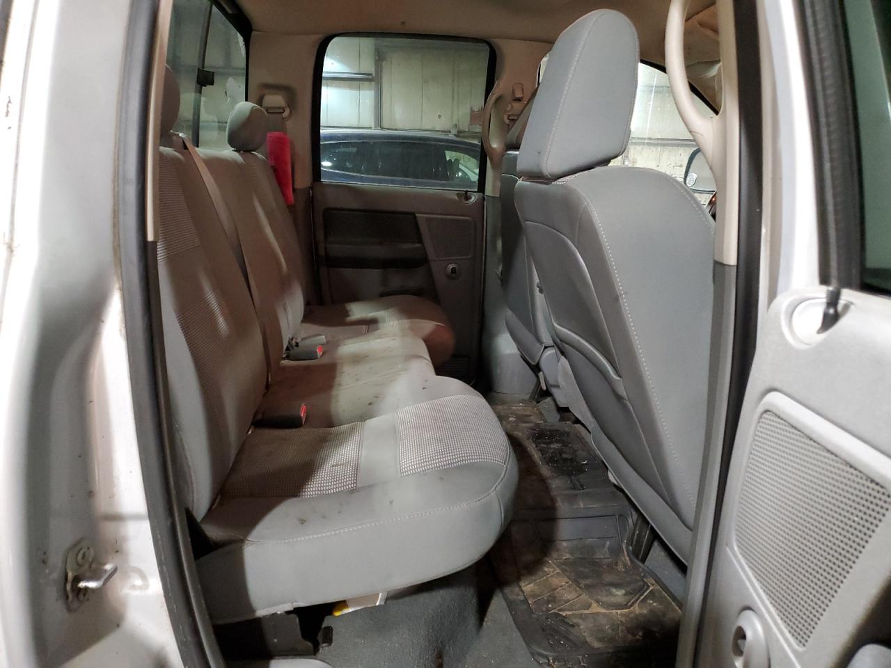 2007 Dodge RAM - Image 10
