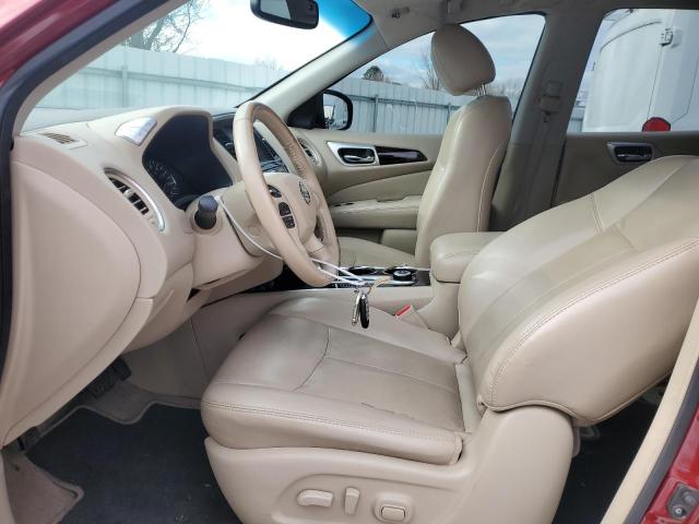  NISSAN PATHFINDER 2014 Красный