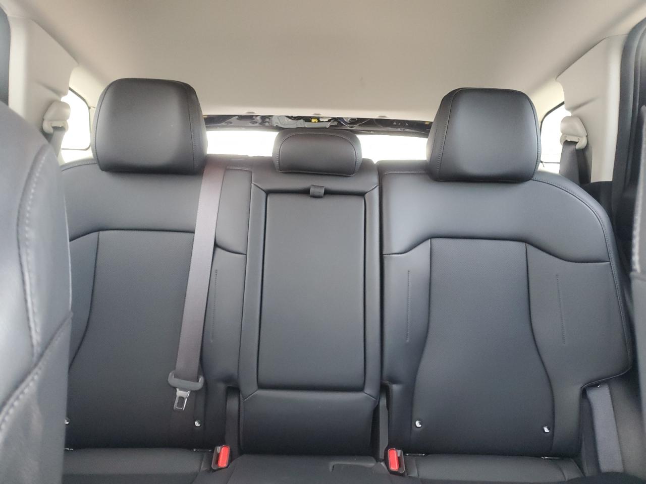 2023 Kia Sportage - Image 10