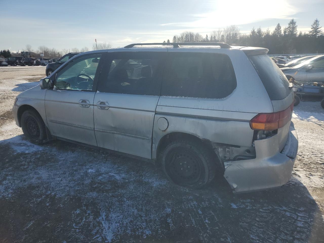 2002 Honda Odyssey - Image 2