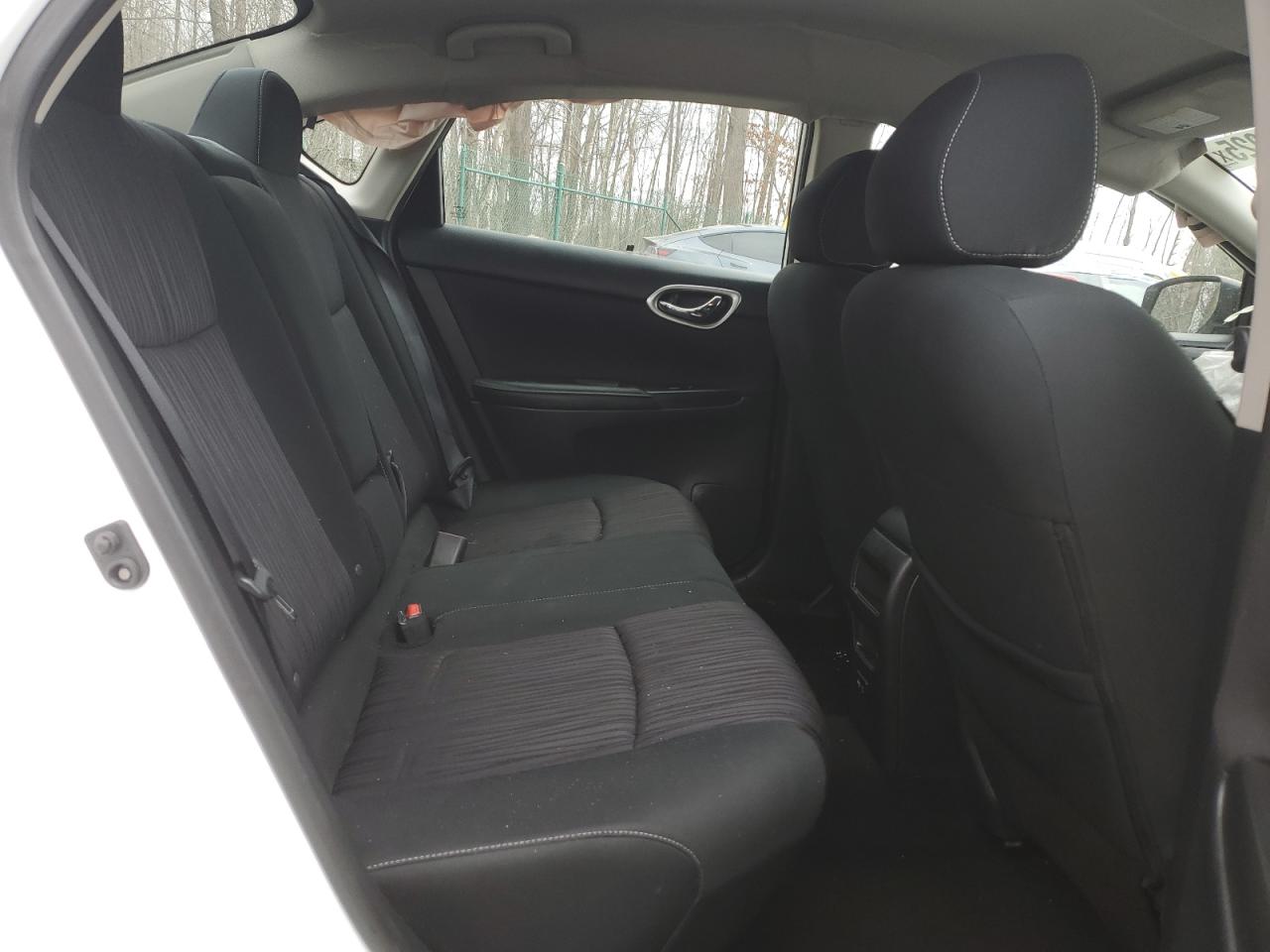 2019 Nissan Sentra - Image 10