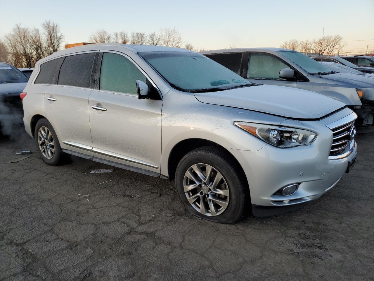 2013 Infiniti JX - Image 4