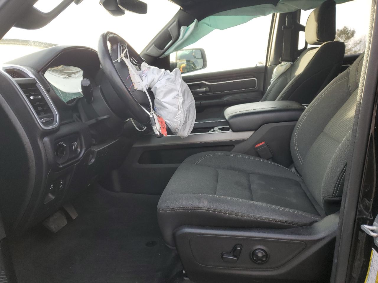 2020 RAM 1500 - Image 7