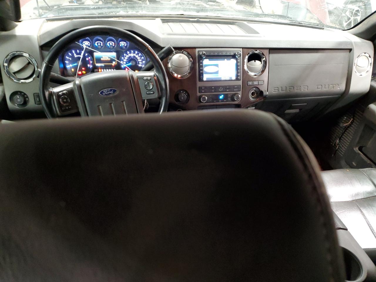 2012 Ford F350 - Image 8