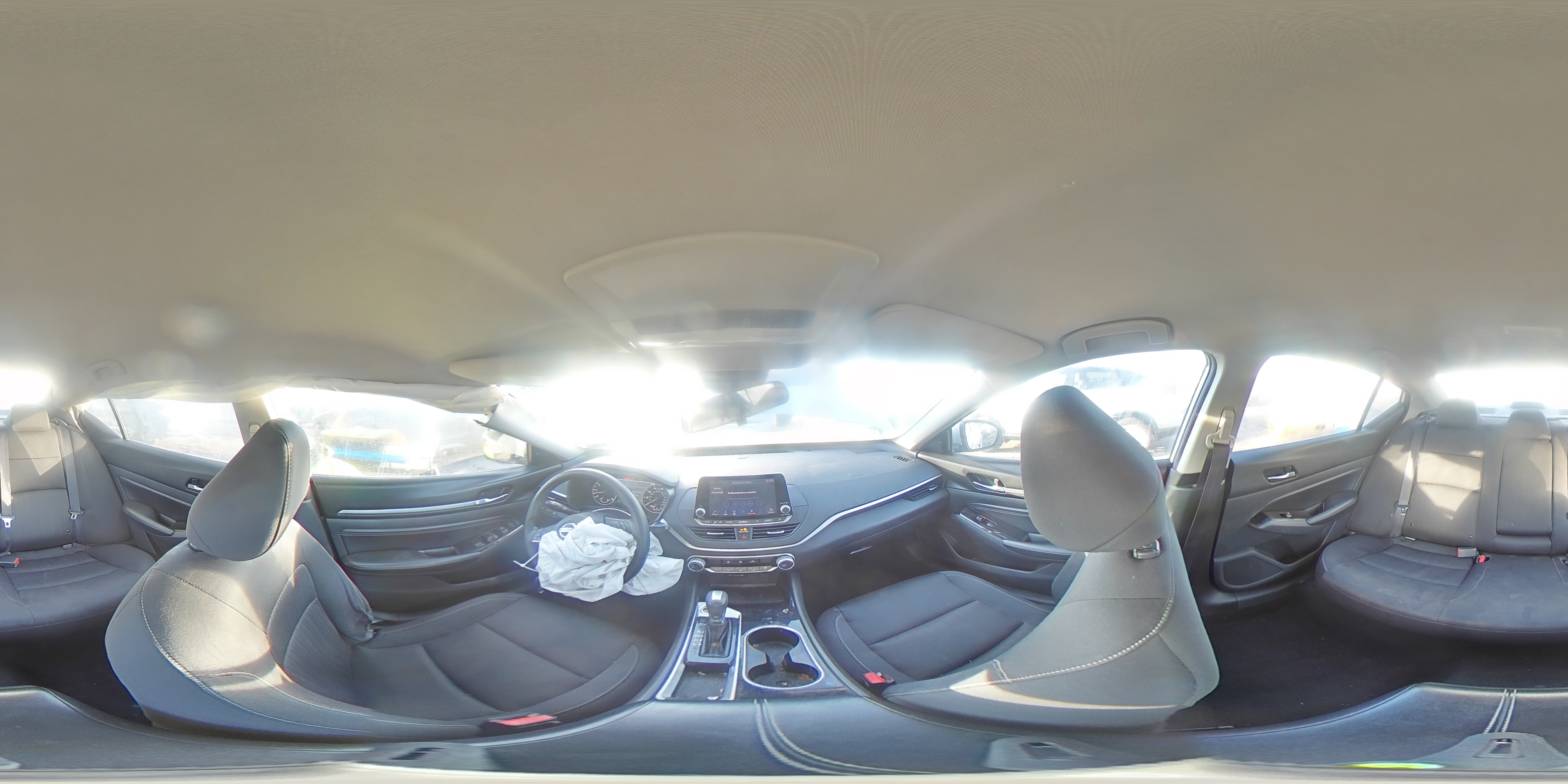 2021 Nissan Altima - Image 13