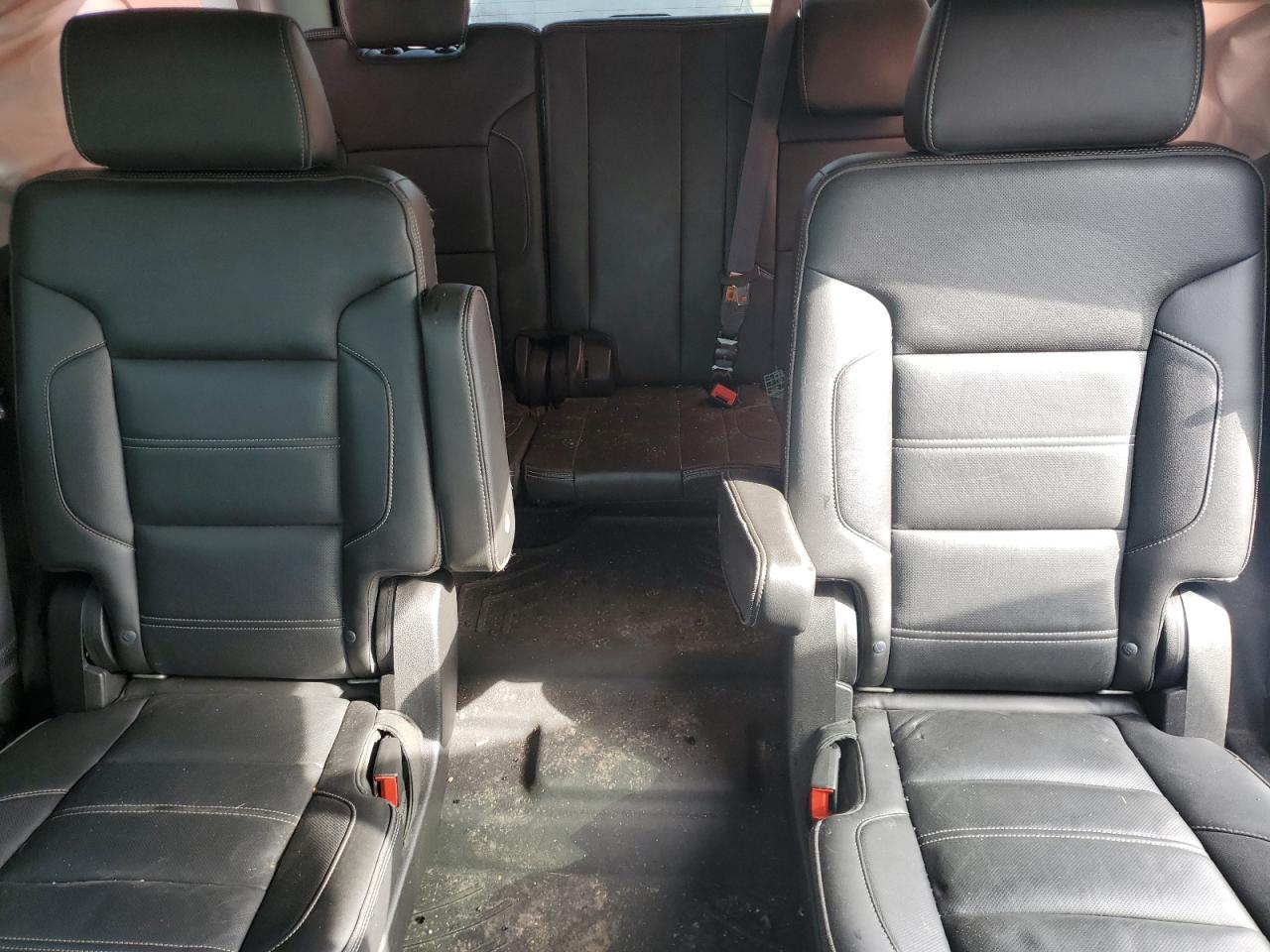 2015 GMC Yukon - Image 10