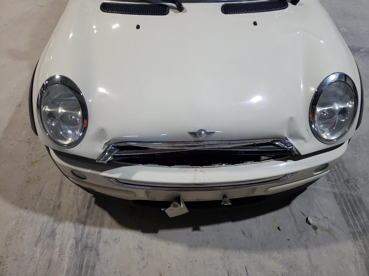 2003 MINI Cooper - Image 12