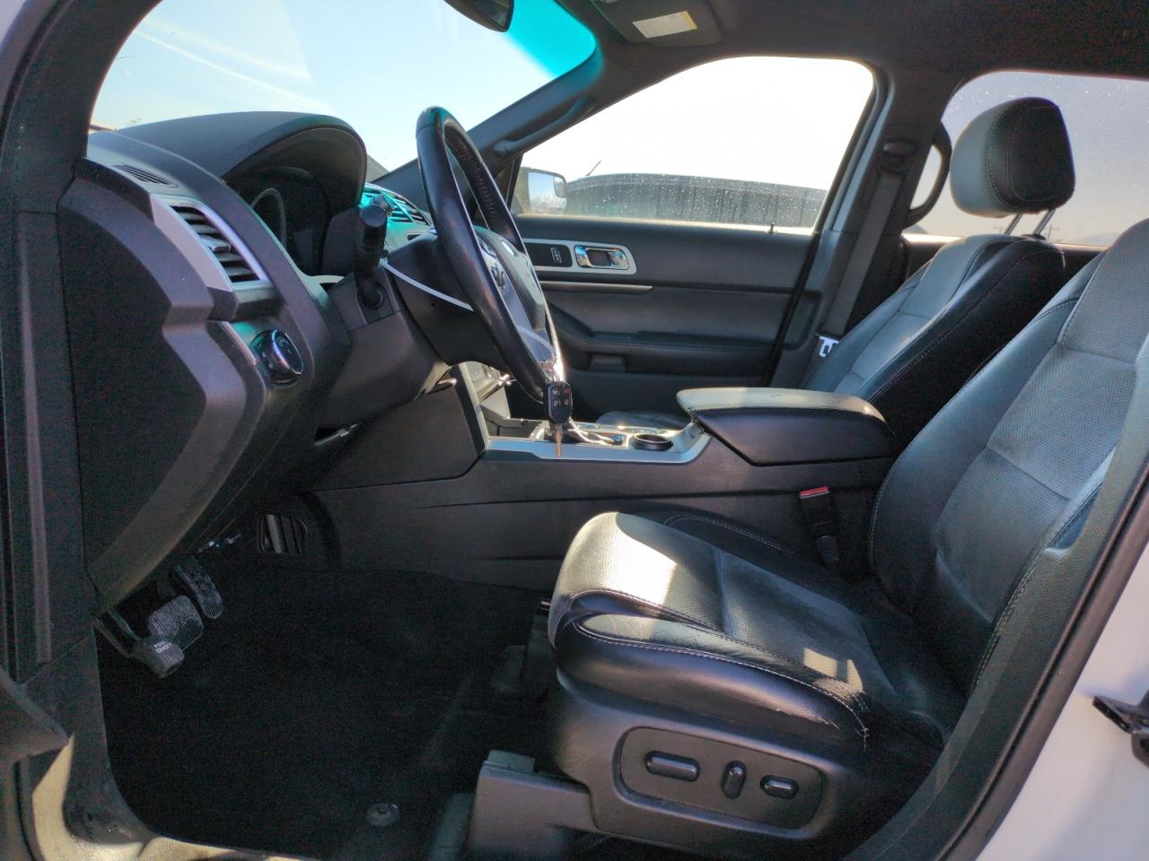 2015 Ford Explorer - Image 7