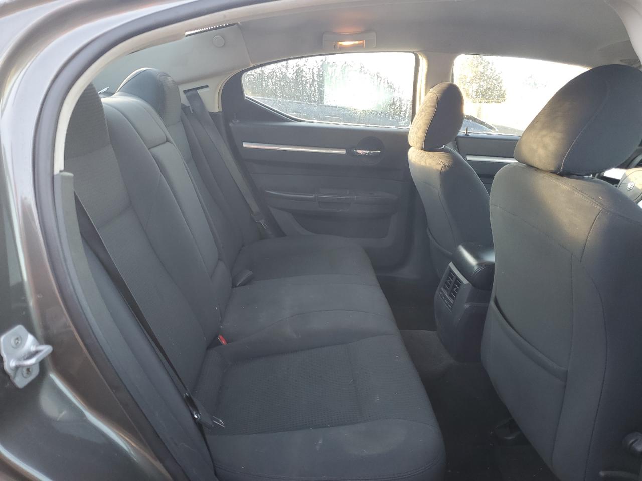 2010 Dodge Charger - Image 10