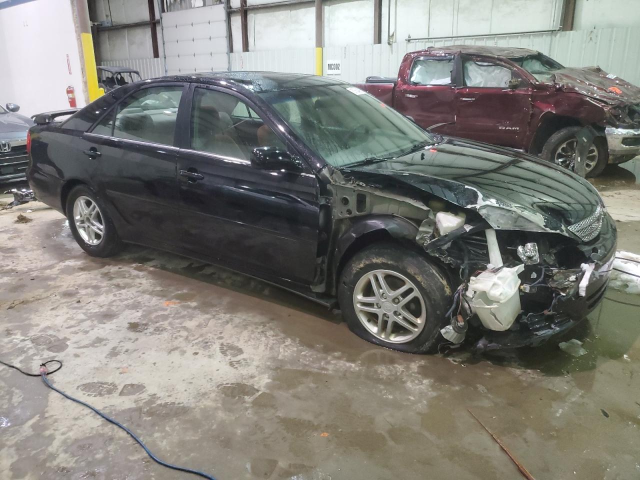 2004 Toyota Camry - Image 4