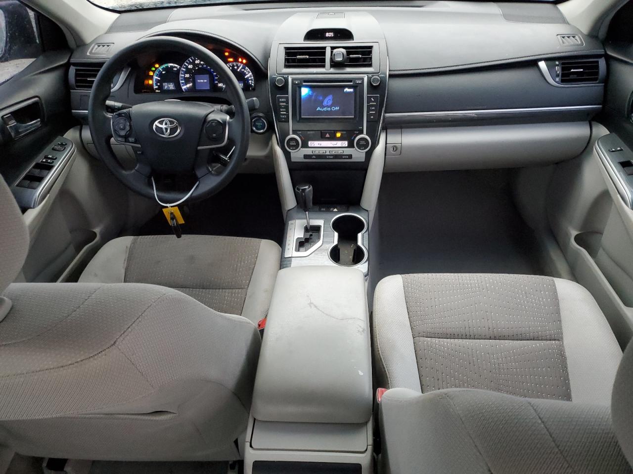 2013 Toyota Camry - Image 8