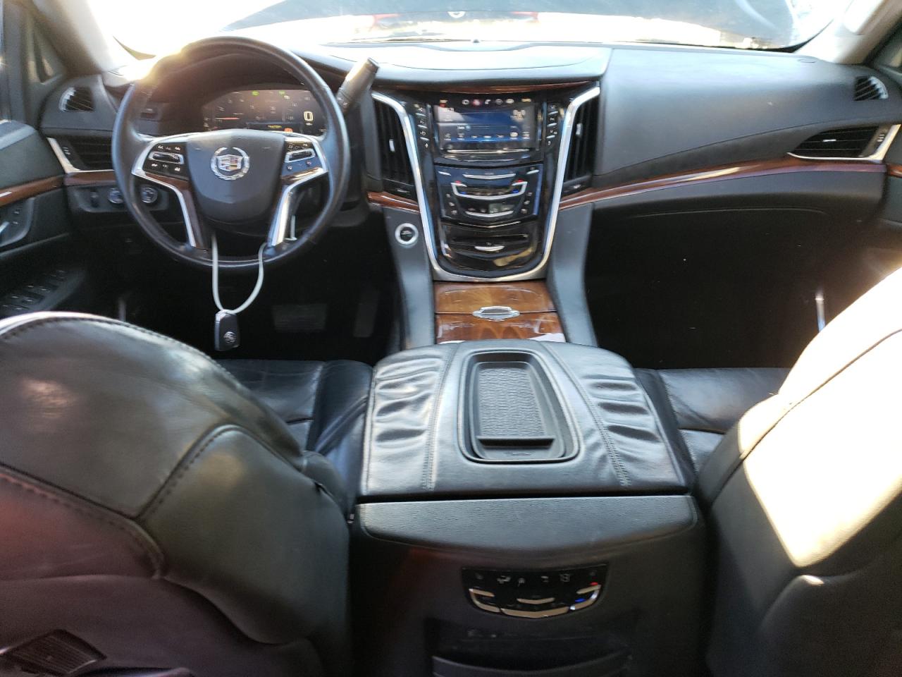 2015 Cadillac Escalade - Image 8